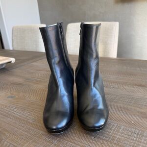 Jennifer Tattanelli Black Ankle Booties